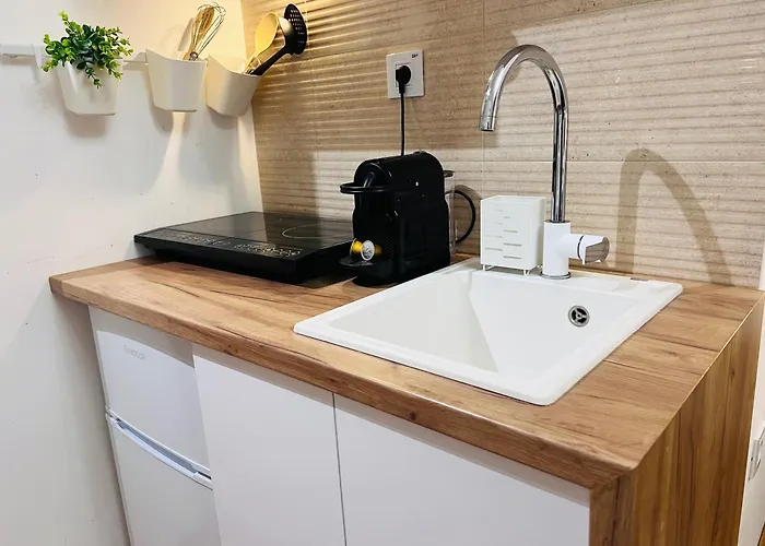 Diamond 2 アパート